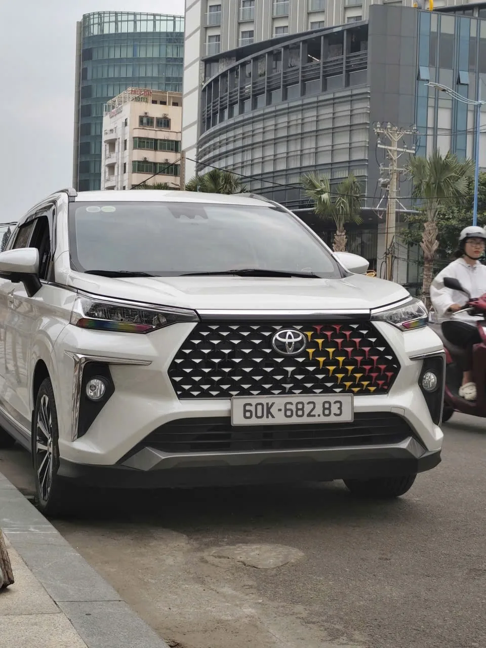 Thuê Toyota Veloz 7 chỗ đi Long Hải từ TP.HCM